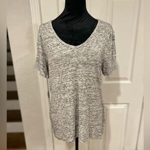 Apt. 9 Soft Heathered Gray V-Neck T-Shirt - Size Large